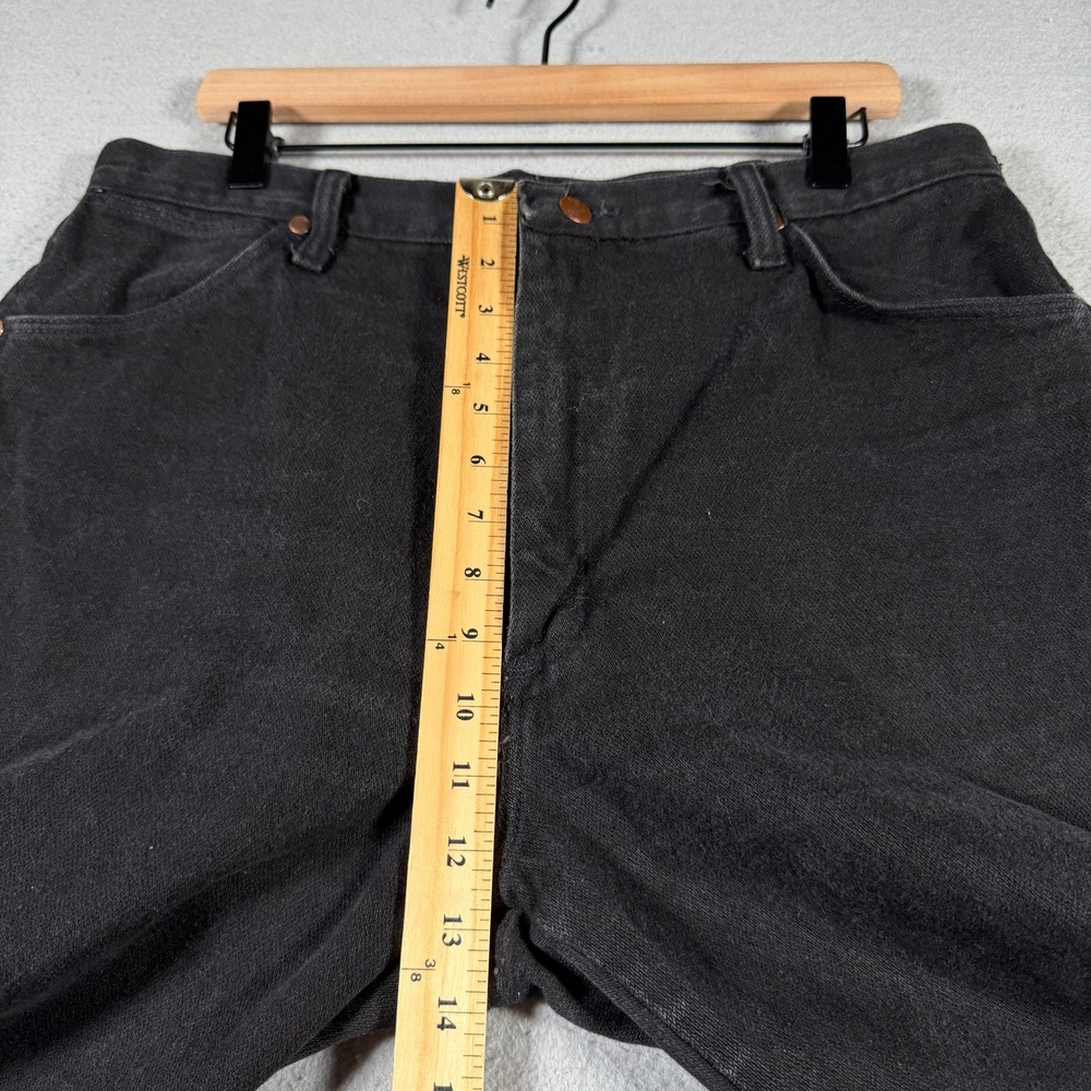 Vintage Wrangler Mens Straight Leg Black Denim Jeans Faded Wash 33x31 Cowboy Cut - Picture 9 of 13